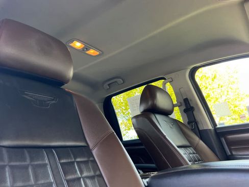 Used 2016 Nissan Titan Platinum Reserve AWD/4WD image 17