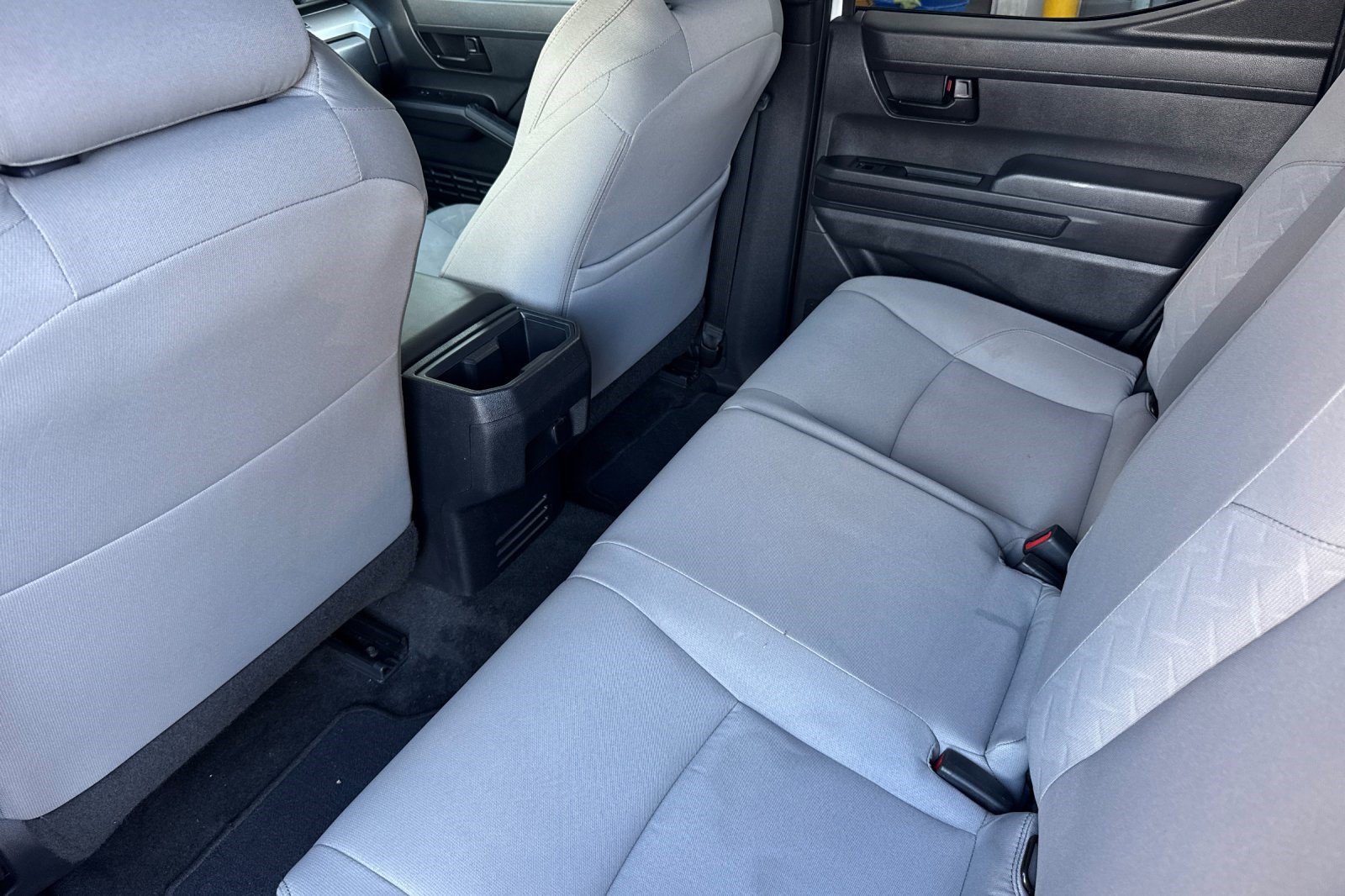 Used 2024 Toyota Tacoma SR5 AWD/4WD image 25