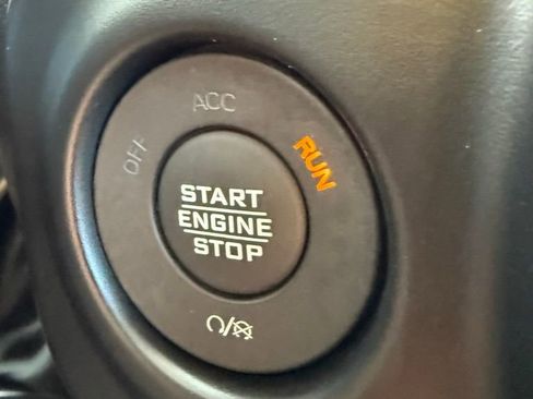 Used 2021 Jeep Wrangler Unlimited Rubicon image 24