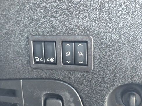 Used 2020 Chevrolet Tahoe Premier w/ Premier Plus Edition image 34