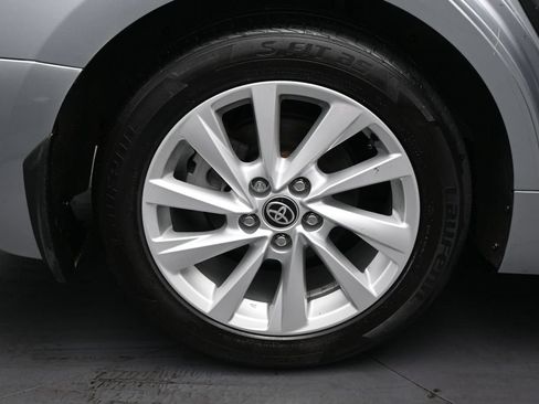 Used 2024 Toyota Camry SE FWD image 31