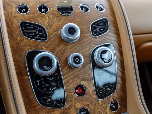 Used 2016 Aston Martin DB9 GT RWD image 37