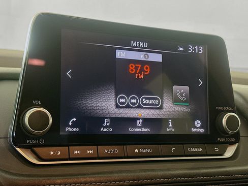 Used 2023 Nissan Rogue SV FWD image 21