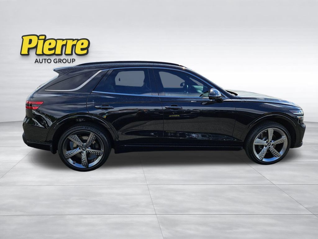 Used 2024 Genesis GV70 3.5T Sport w/ Sport Prestige Package AWD/4WD image 6