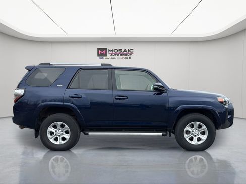 Used 2019 Toyota 4Runner SR5 Premium AWD/4WD image 9