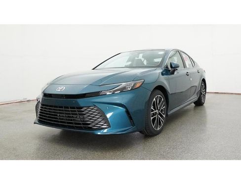 New 2026 Toyota Camry XLE image 33