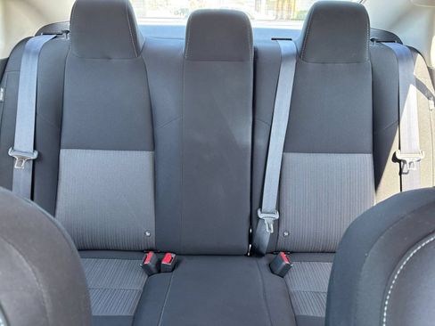 Used 2025 Nissan Sentra SV FWD image 40