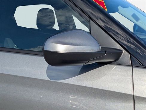 Used 2025 Chevrolet TrailBlazer LT image 16