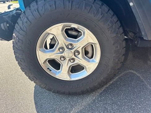 Used 2021 Jeep Wrangler Unlimited Sport AWD/4WD image 4
