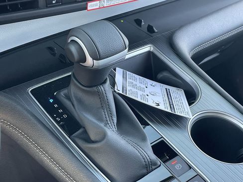 New 2026 Toyota Sienna XLE image 13