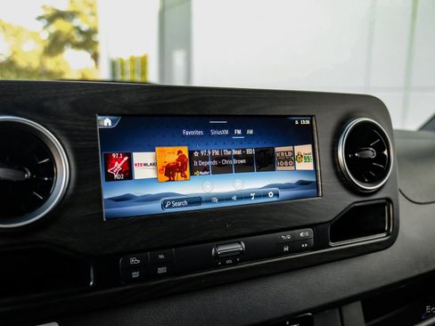 Used 2025 Mercedes-Benz Sprinter 3500 image 58