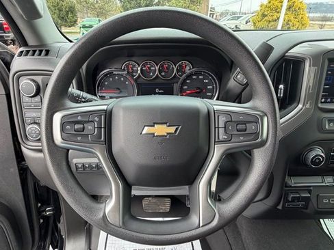 Used 2023 Chevrolet Silverado 2500 Custom w/ Custom Value Package image 26