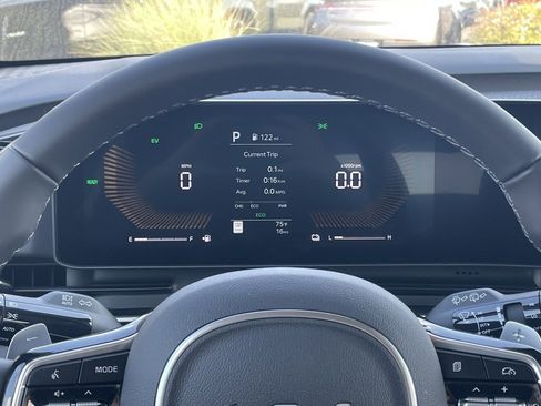 New 2026 Kia Carnival EX image 15