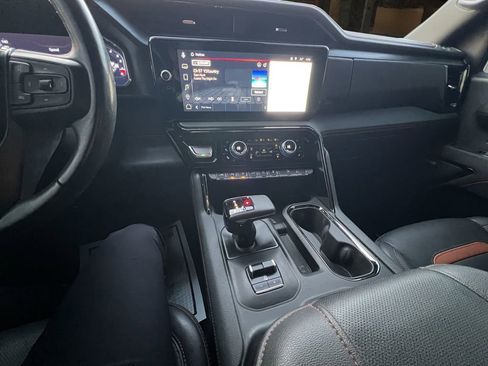 Used 2023 GMC Sierra 1500 AT4 w/ AT4 Premium Package image 23