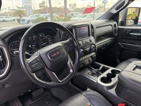 Used 2022 GMC Sierra 2500 AT4 w/ AT4 Preferred Package image 11