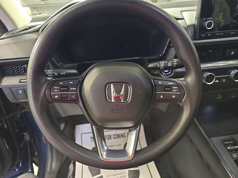 Used 2024 Honda CR-V LX image 18