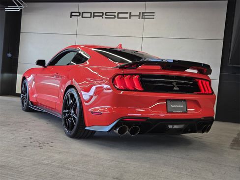 Used 2022 Ford Mustang Shelby GT500 w/ Technology Package image 3