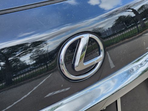 Used 2011 Lexus RX 350 2WD w/ Premium Pkg image 12