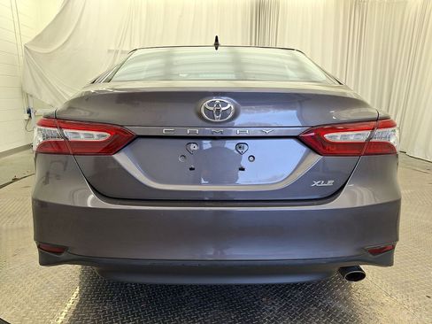 Certified 2020 Toyota Camry XLE FWD image 23