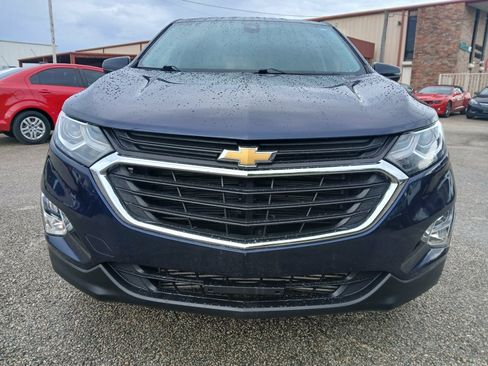 Used 2021 Chevrolet Equinox LT w/ LPO, Floor Liner Package FWD image 2