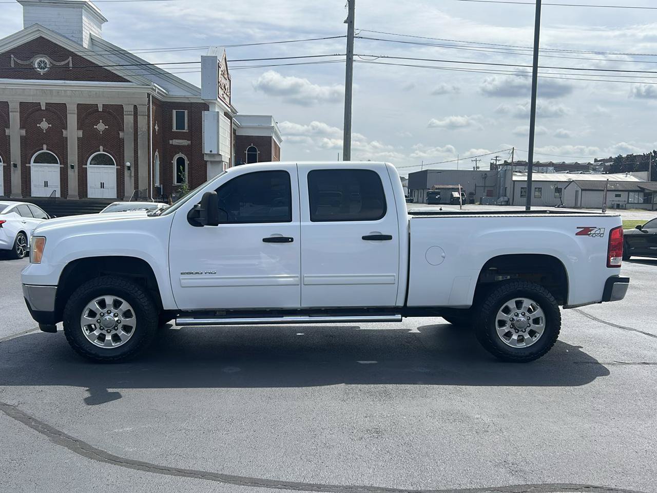 Used 2013 GMC Sierra 2500 SLE w/ Convenience Package AWD/4WD image 8