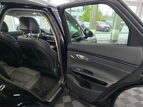 Used 2025 Genesis GV70 2.5T image 40