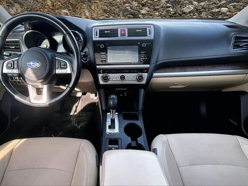 Used 2016 Subaru Outback 2.5i Limited image 14