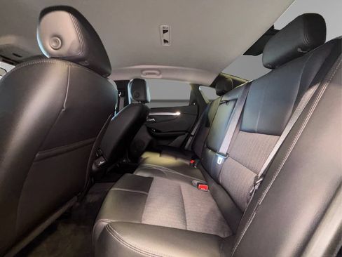 Used 2020 Chevrolet Impala LT w/ LT Convenience Package FWD image 13