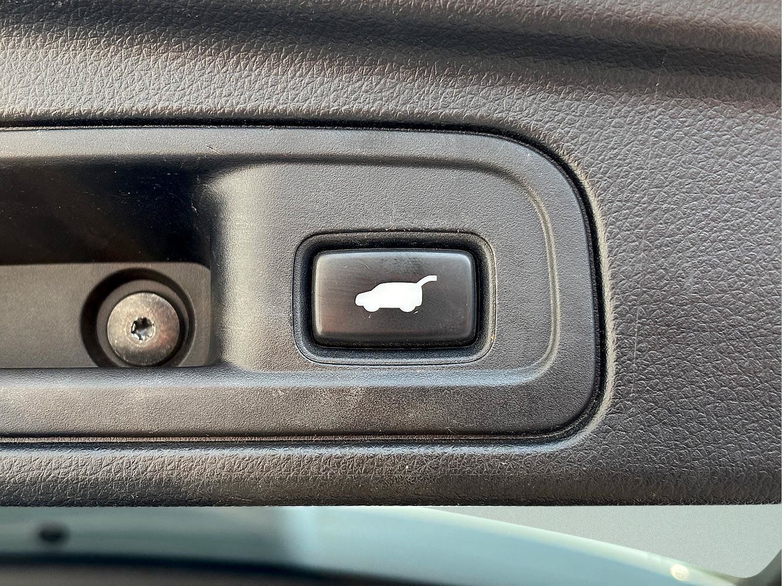 Certified 2022 Honda Pilot Touring image 8