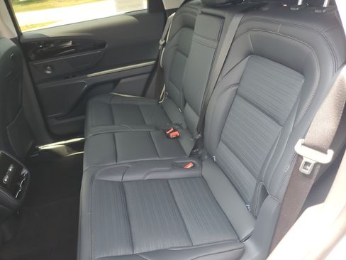 New 2026 Lincoln Nautilus Reserve AWD/4WD image 31