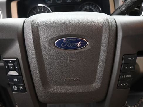 Used 2014 Ford F150 XLT w/ XLT Convenience Package image 10