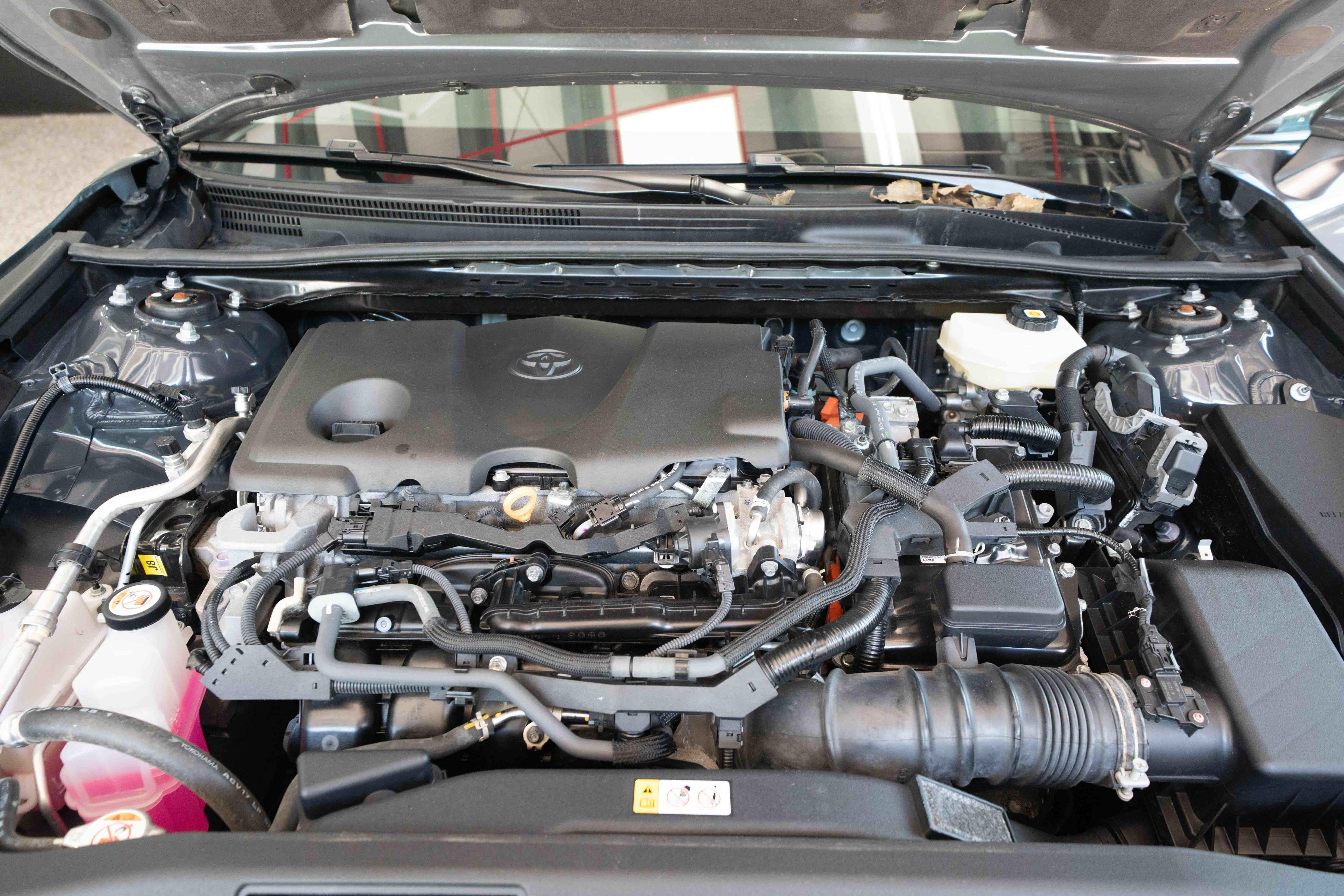 Used 2025 Toyota Camry LE FWD image 30