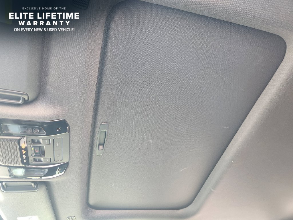 Used 2025 Toyota Land Cruiser AWD/4WD image 28
