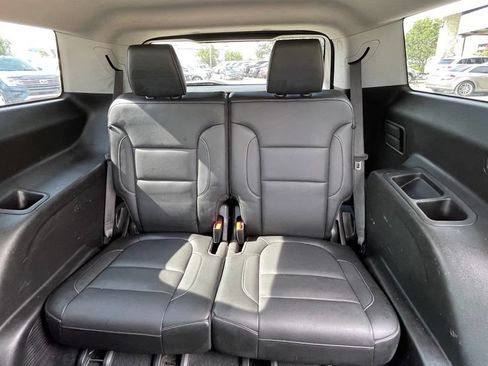 Used 2018 GMC Acadia SLT FWD image 30