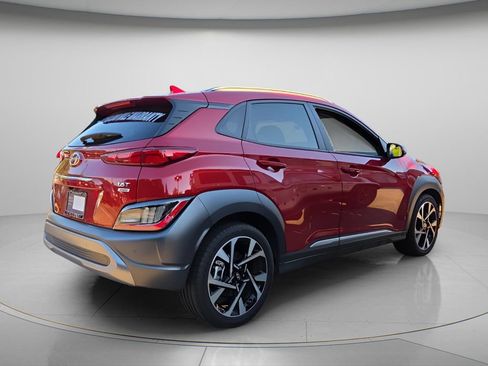 Used 2022 Hyundai Kona Limited AWD/4WD image 7
