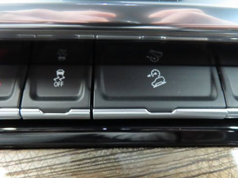 Used 2025 Chevrolet Silverado 1500 RST w/ Z71 Off-Road Package image 52