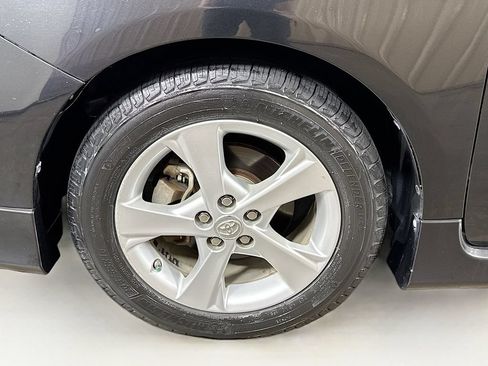 Used 2013 Toyota Corolla S FWD image 35