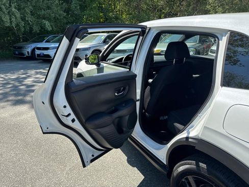 Used 2026 Honda HR-V Sport image 27