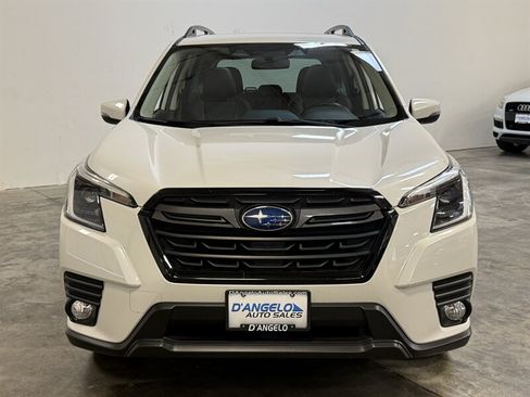 Used 2023 Subaru Forester Limited AWD/4WD image 10