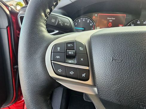 Certified 2023 Ford Explorer XLT w/ Equipment Group 202A image 26