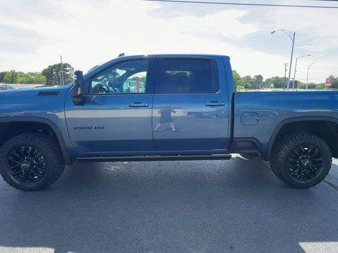 Used 2025 Chevrolet Silverado 2500 LTZ w/ LTZ Plus Package AWD/4WD image 5