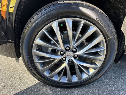 New 2026 Buick Enclave Avenir w/ Super Cruise Package image 13