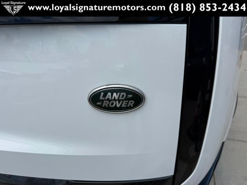 Used 2022 Land Rover Range Rover Long Wheelbase SE AWD/4WD image 8
