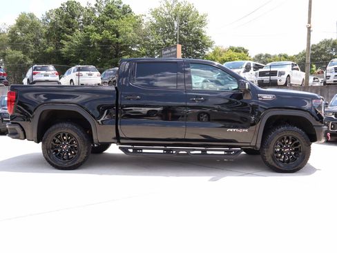 Used 2023 GMC Sierra 1500 AT4X AWD/4WD image 8