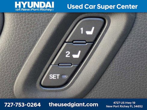 Used 2025 Honda Pilot EX-L image 26