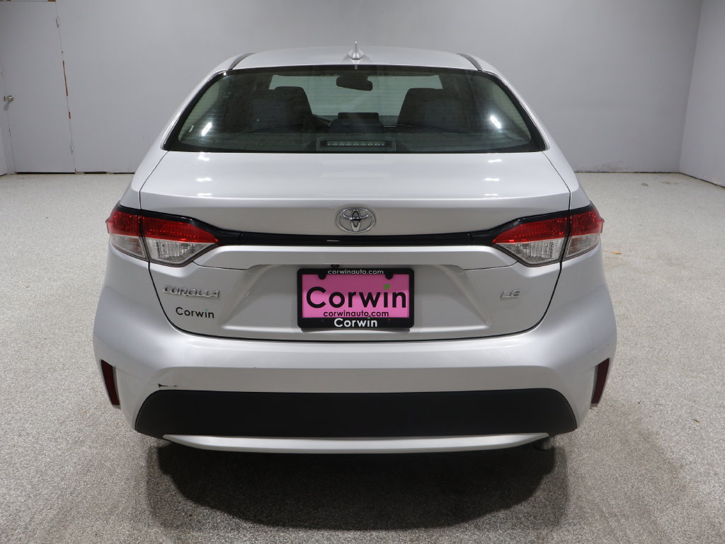 Used 2020 Toyota Corolla LE FWD image 3