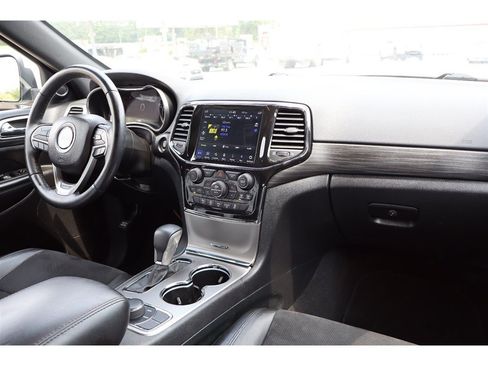 Used 2022 Jeep Grand Cherokee Laredo X AWD/4WD image 28