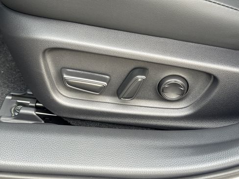 New 2027 Toyota Prius XLE FWD image 27
