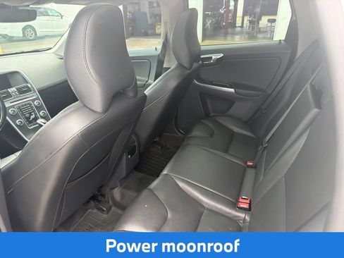 Used 2016 Volvo XC60 T6 w/ Proximity Package AWD/4WD image 37
