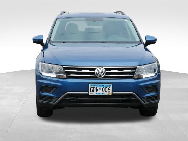 Used 2018 Volkswagen Tiguan SE w/ Panoramic Sunroof Package AWD/4WD image 2